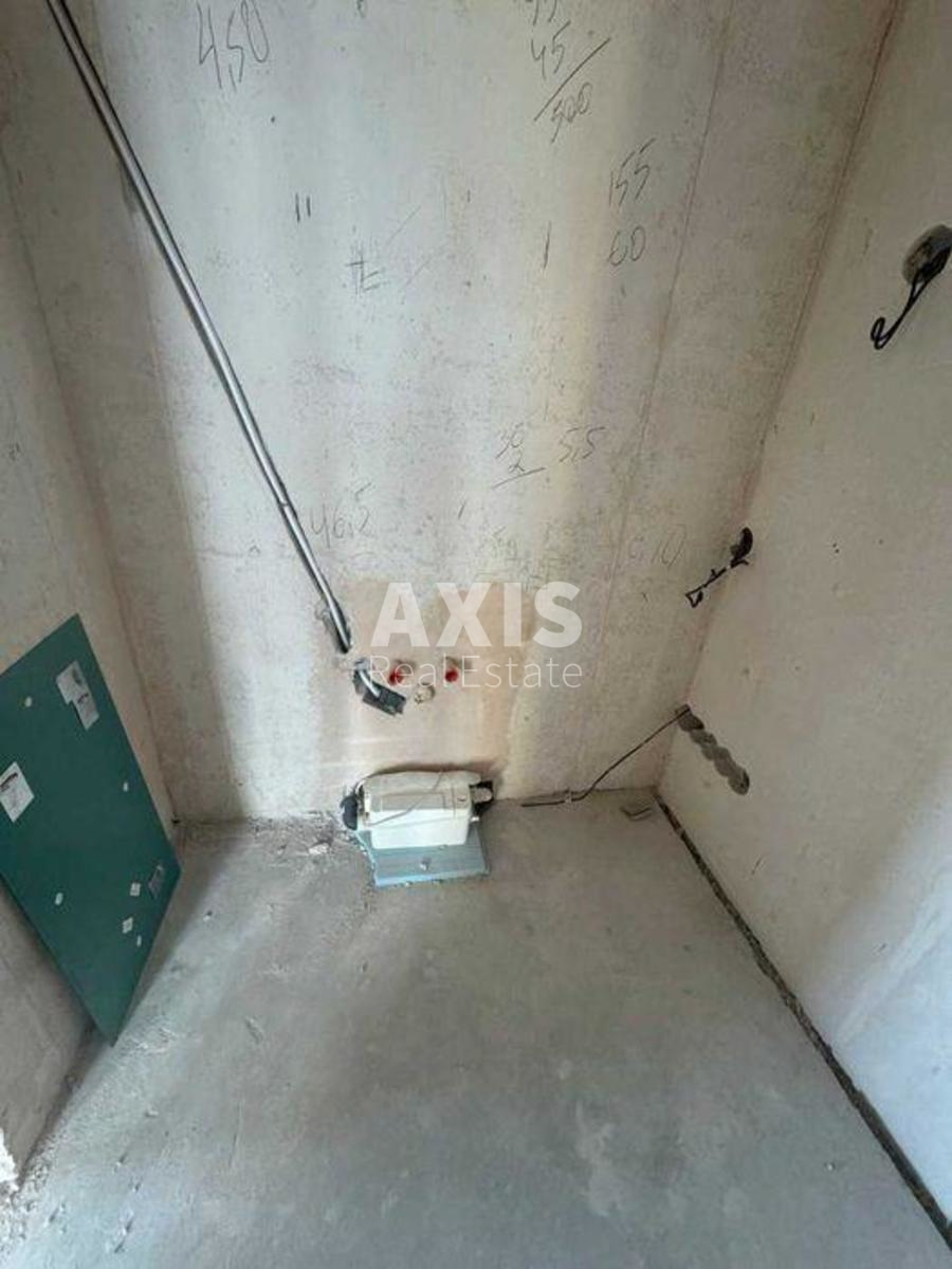 2k apartment vul. Zhyljans'ka 685