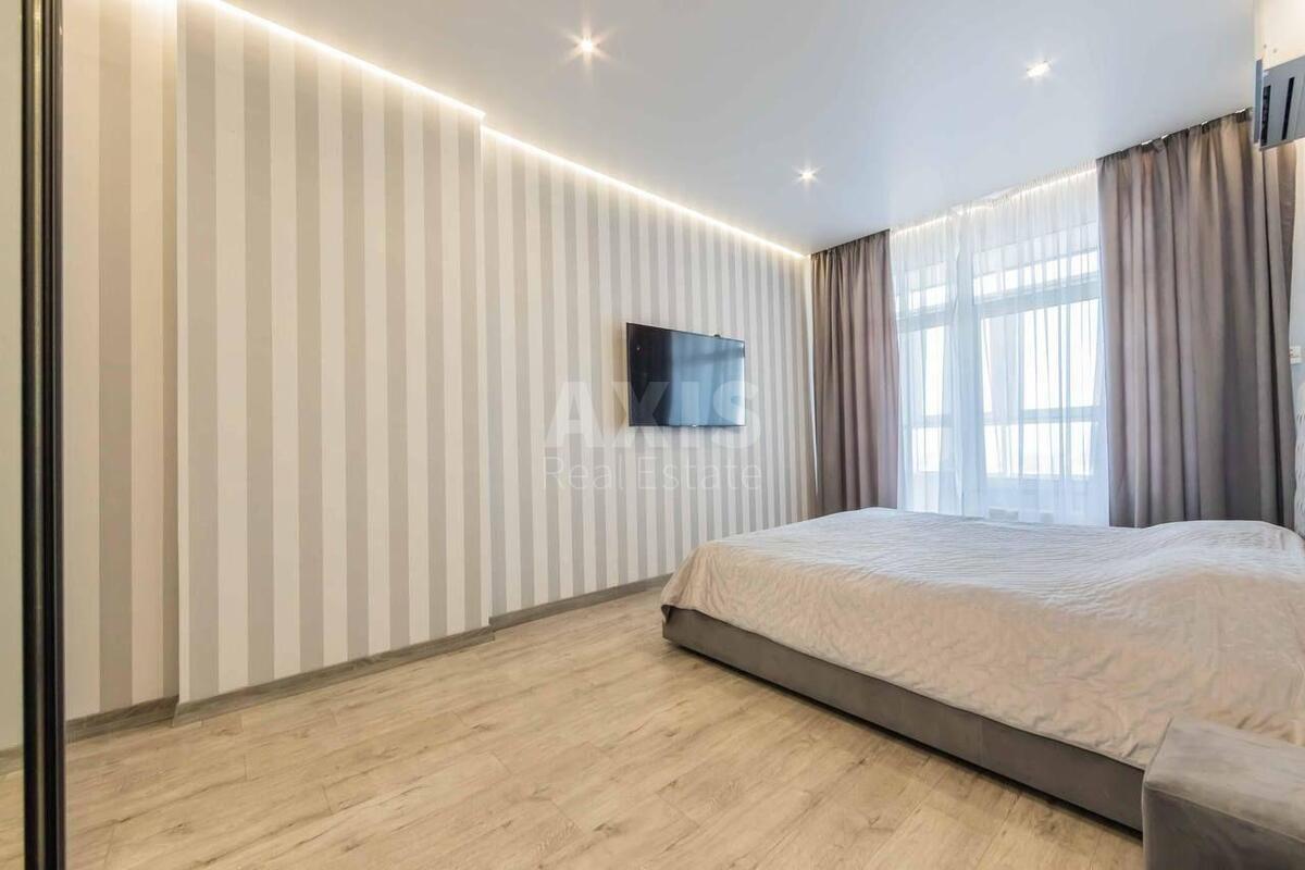 2k apartment bul. Lesi Ukrai'nky 74