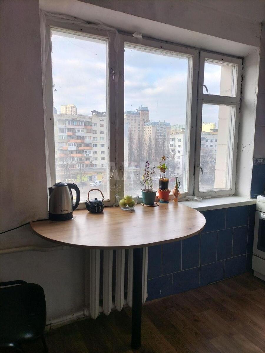 3k apartment pr-t Golosii'vs'kyj 890