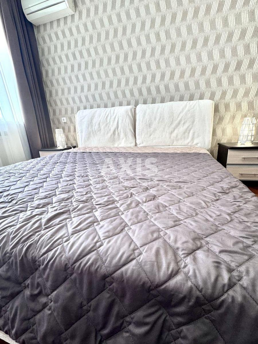 3k apartment vul. Jevgena Konoval'cja 321