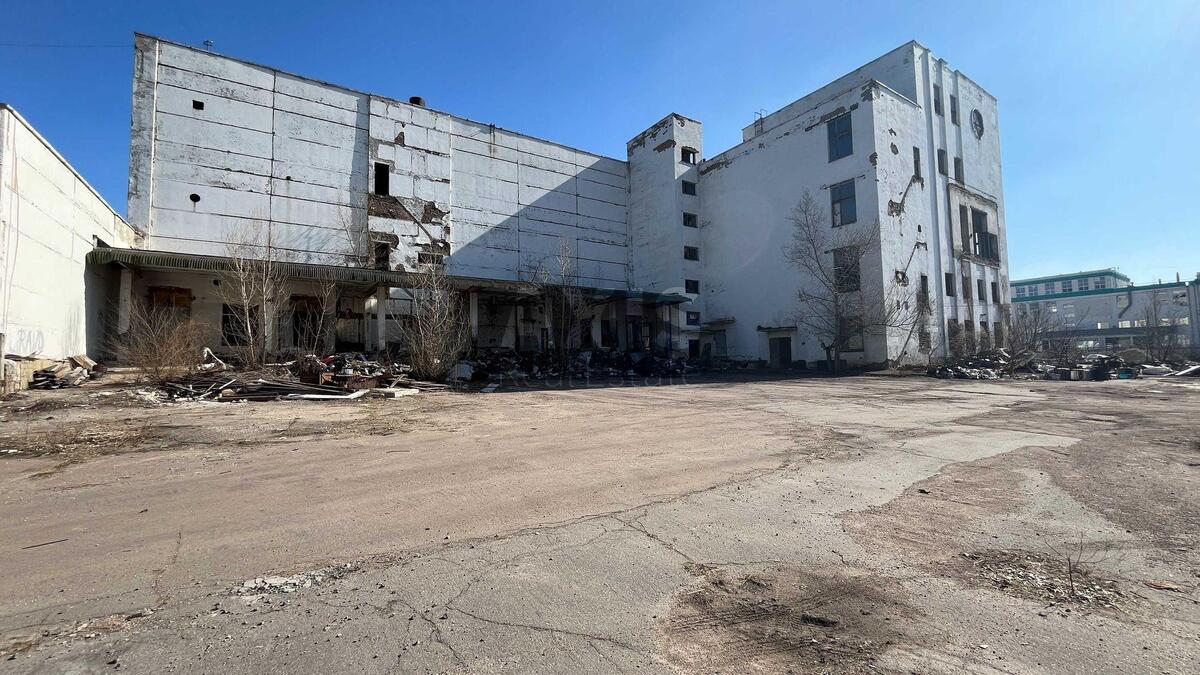 Service object vul. Zroshuval'na 5, 1300m20