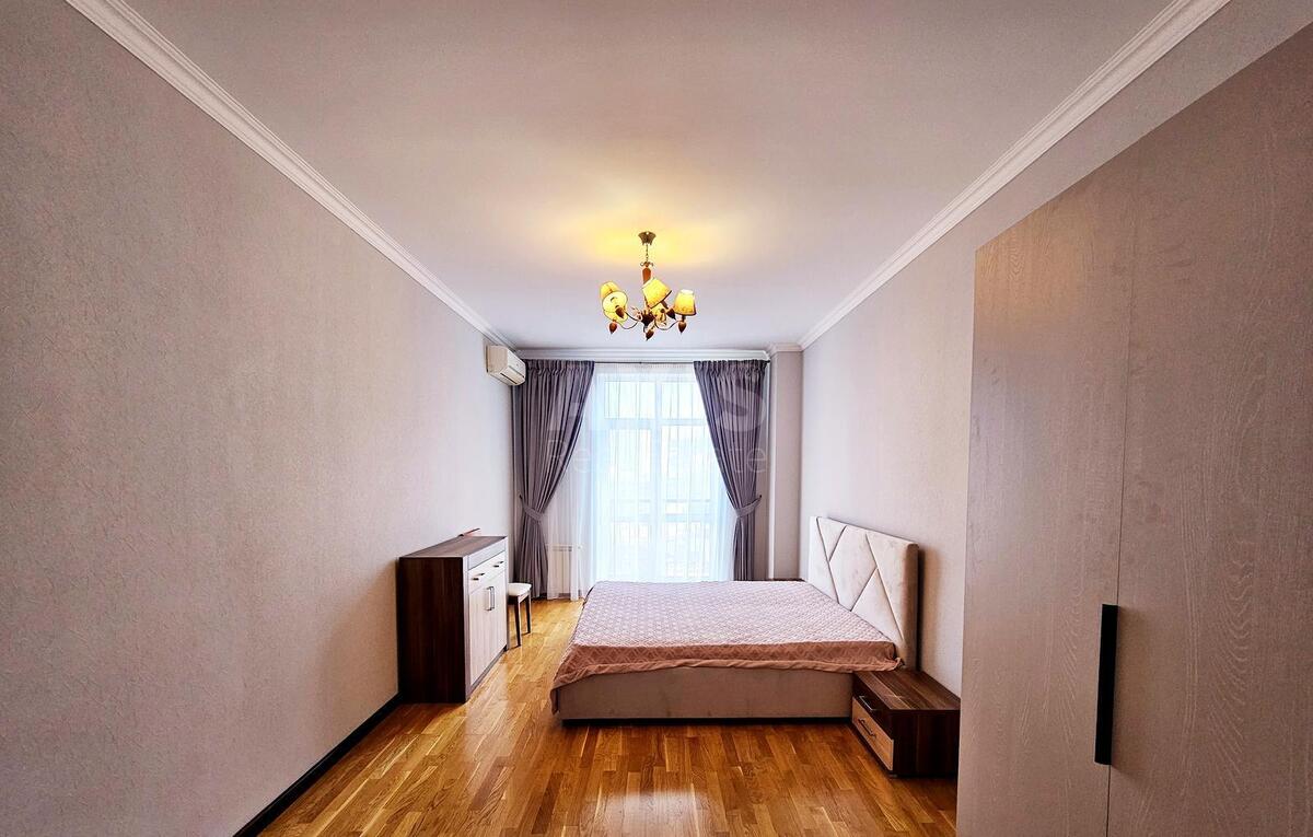 3k apartment vul. Antonovycha 72600900