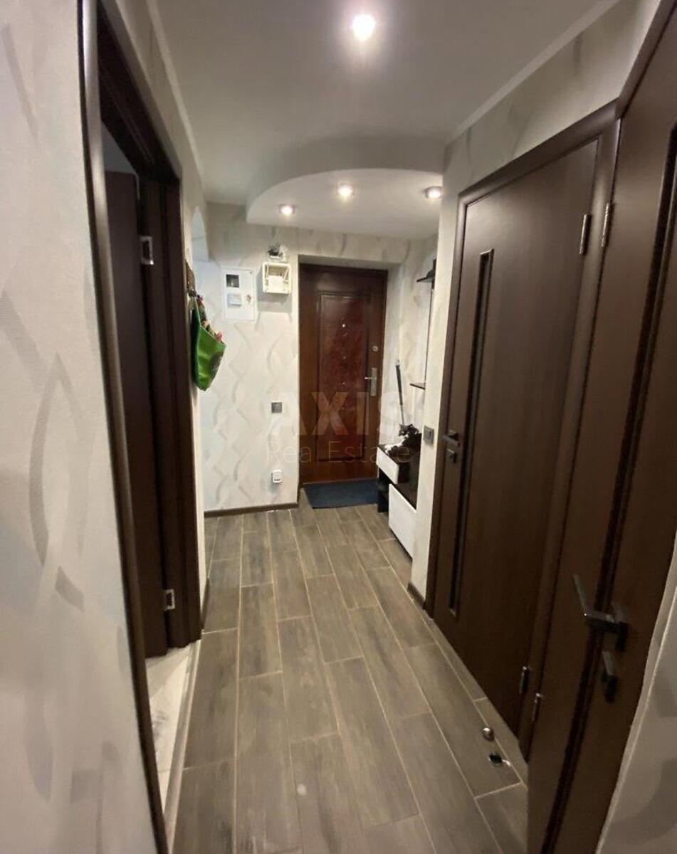 2к квартира пл. Победы 98/26