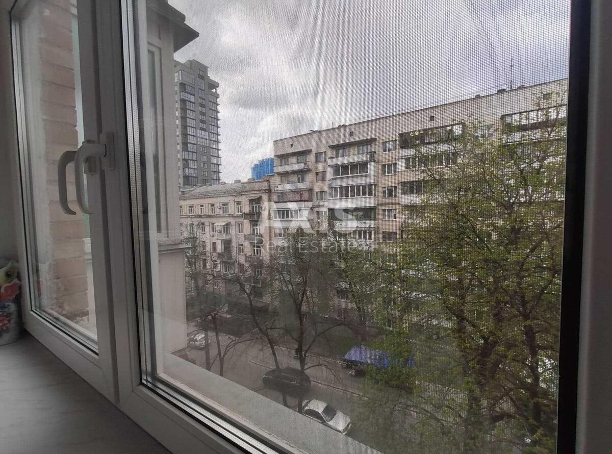 3k apartment vul. Saksagans'kogo 85/235592611