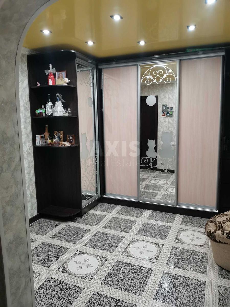 2k apartment vul. Makarenka 13