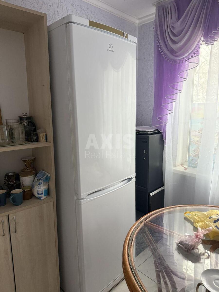 2k apartment vul. Borshhagivs'ka 8