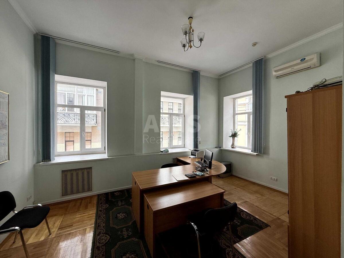 Office vul. Rejtars'ka 6А, 120m2567471