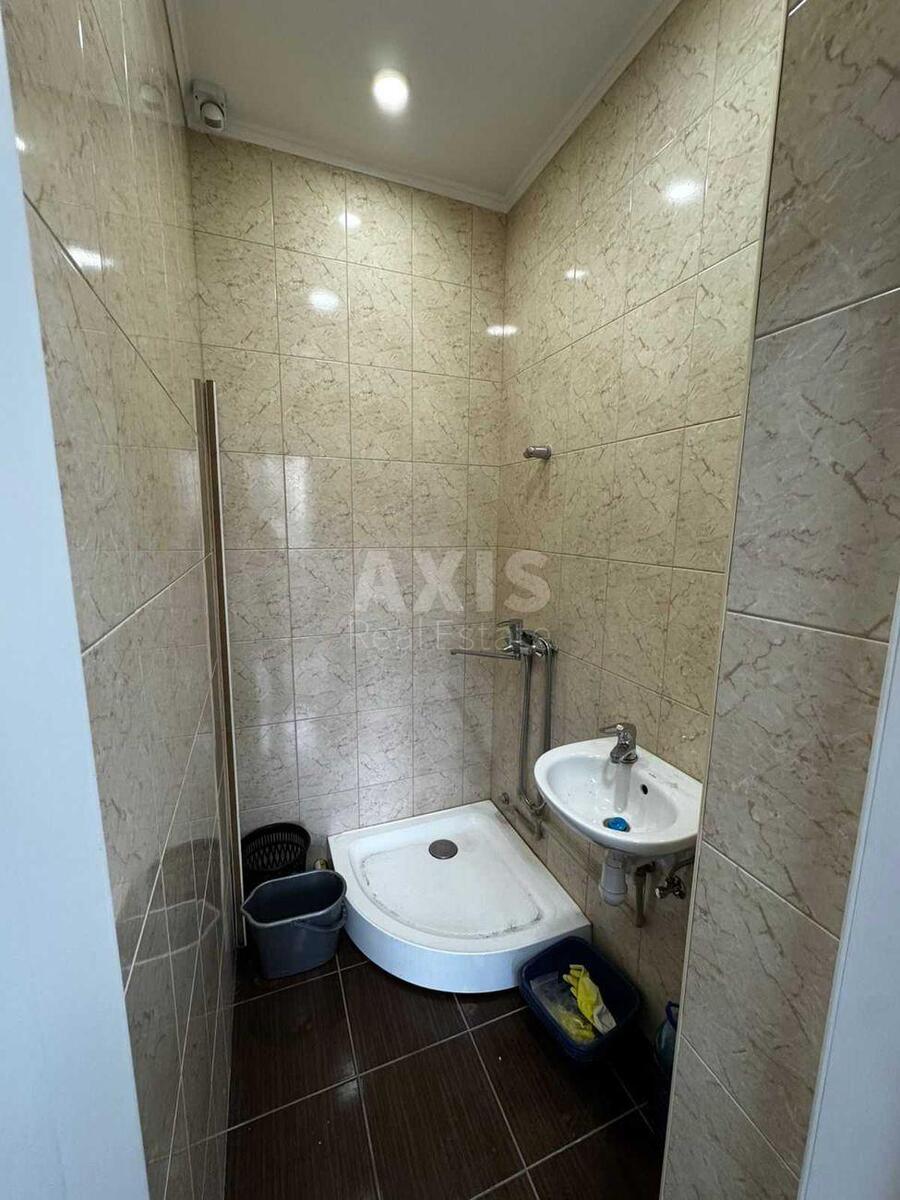 Объект торговли ул. Шумского Юрия 5, 102м2611518