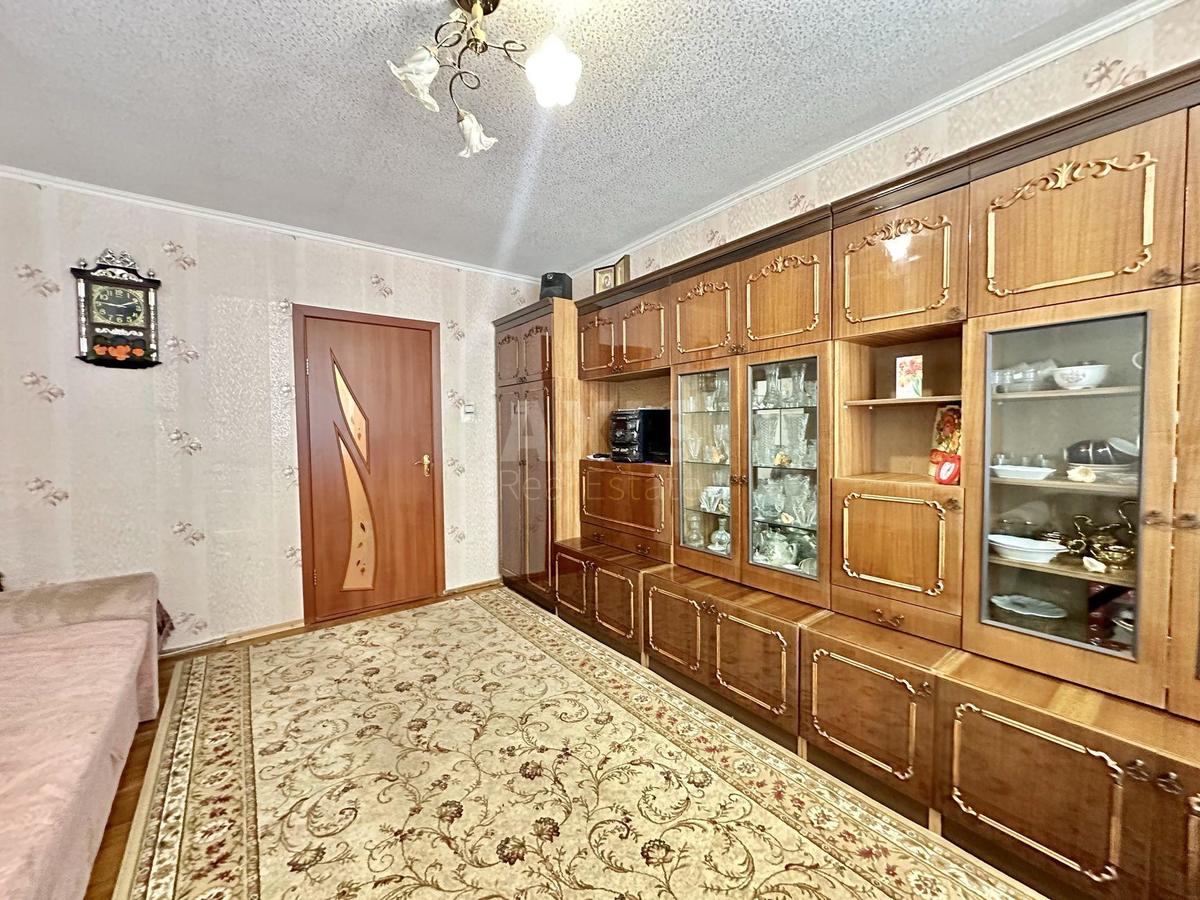 2k apartment vul. Dan'kevycha Kostjantyna 70