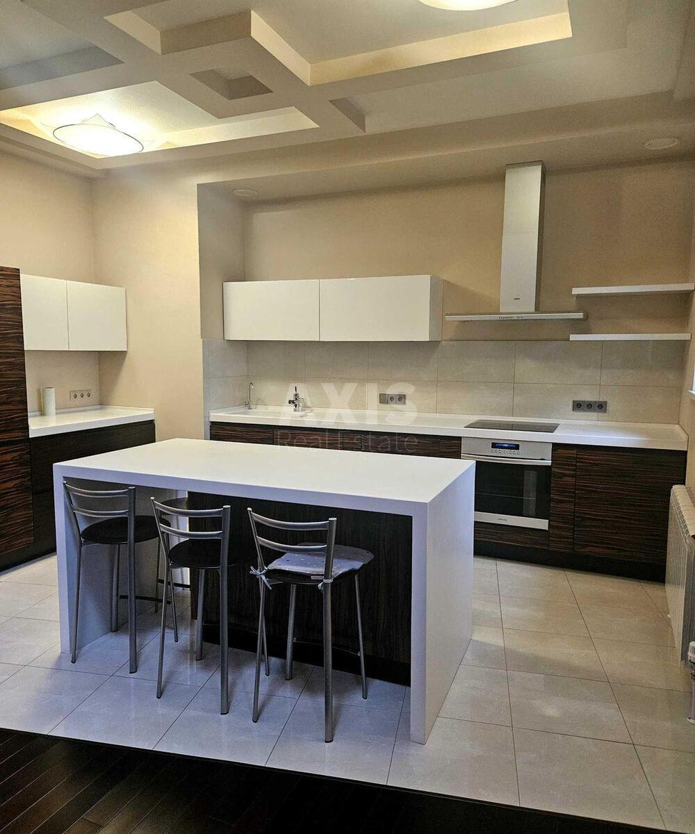 3k apartment vul. Kudri Ivana 1Б