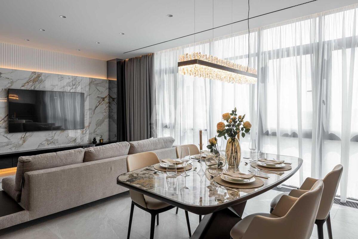 4k apartment vul. Dragomyrova Myhajla 182