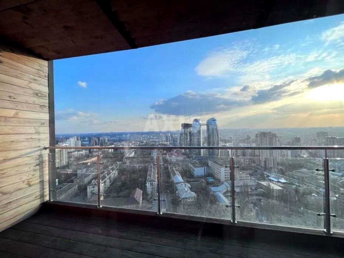 Office vul. Jevgena Konoval'cja 44, 164m26181417