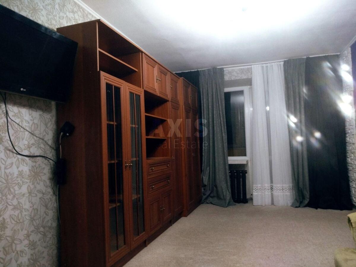 1k apartment vul. Peremogy 90