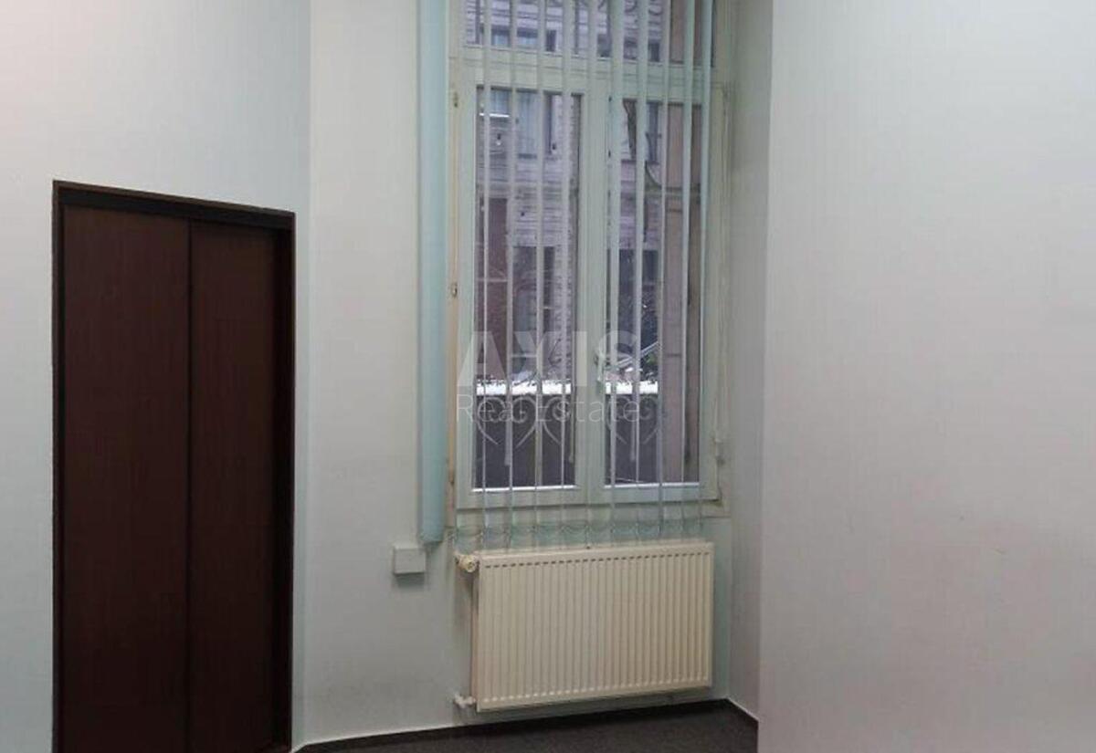 Офис пер. Музейный 4, 76м23
