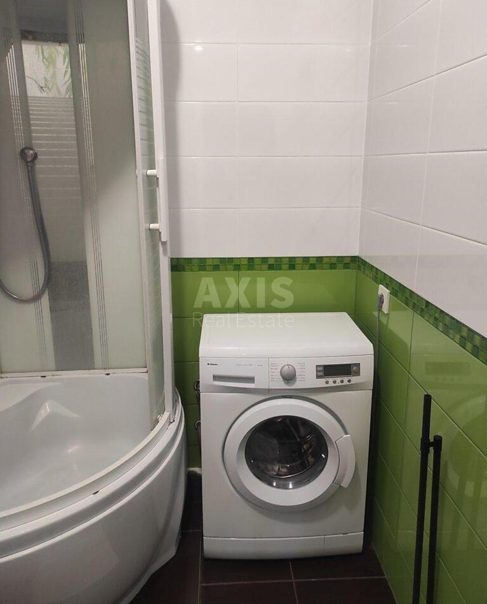 1k apartment pr-t Bazhana Mykoly 8Б4
