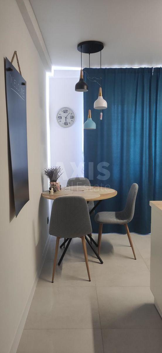 3k apartment vul. Entuziastiv 7/13