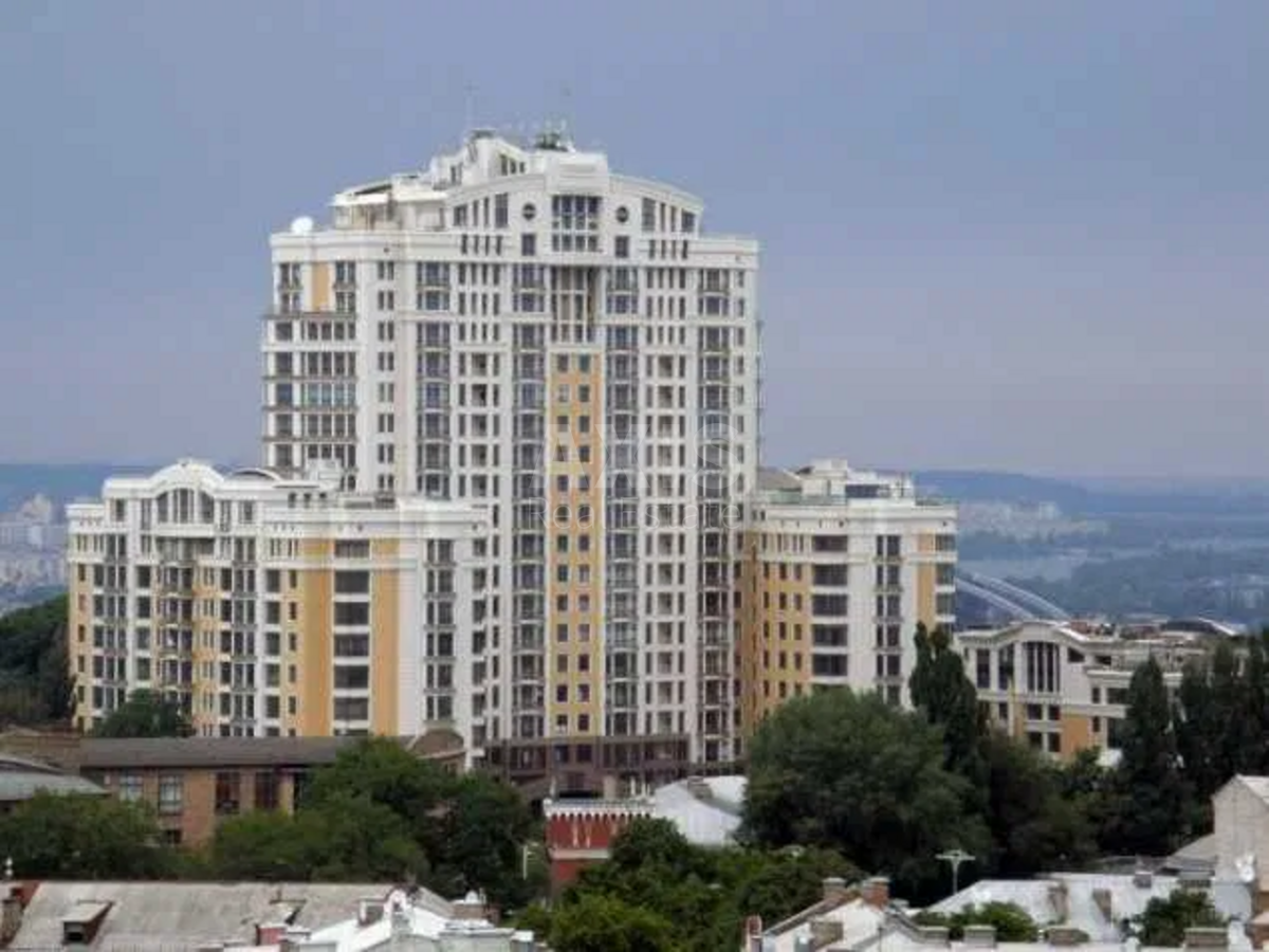 4k apartment vul. Saperne Pole 5А