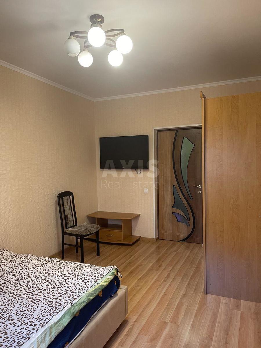2к квартира ул. Большая Китаевская 530