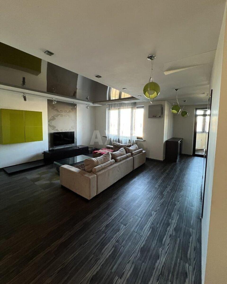 3k apartment vul. Saperno-Slobids'ka 100
