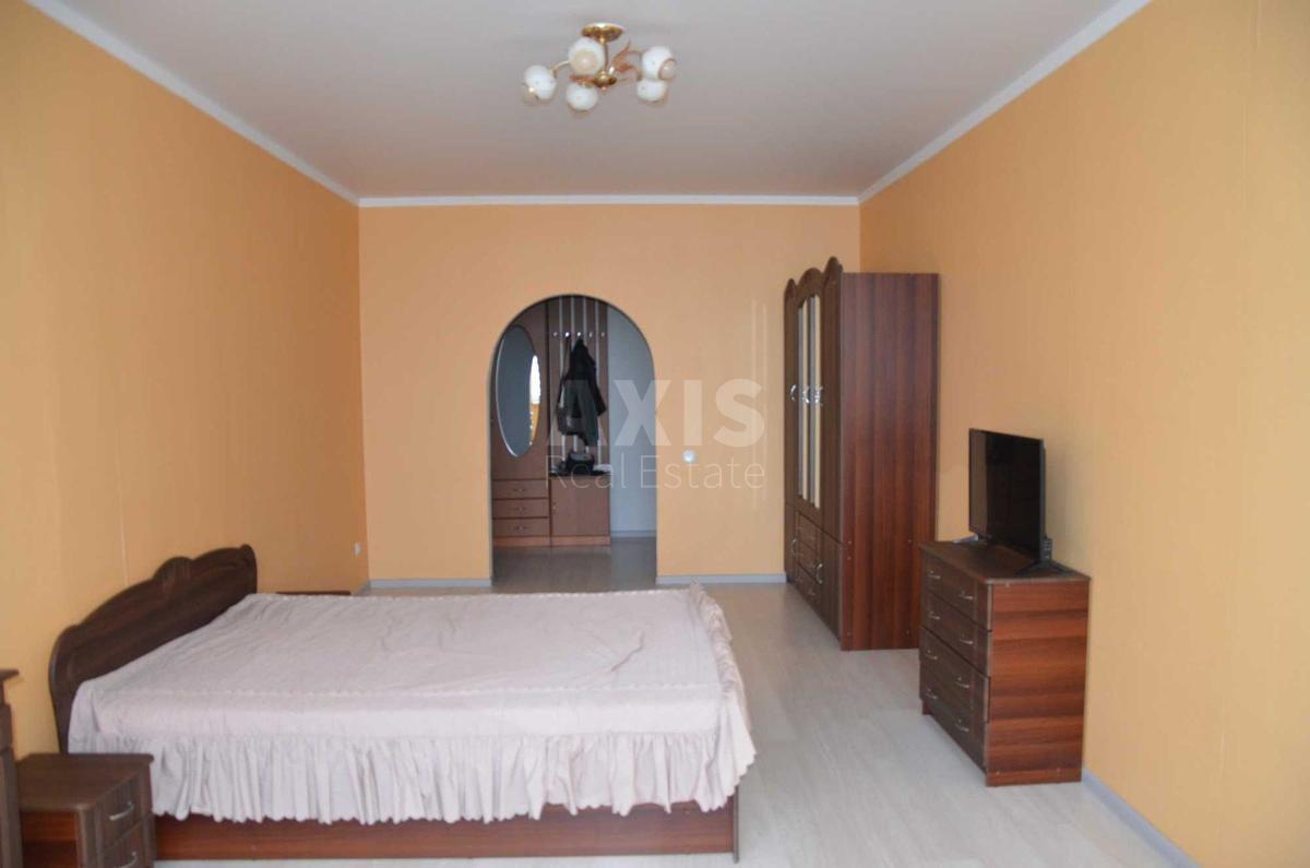 1k apartment shose Harkivs'ke 190