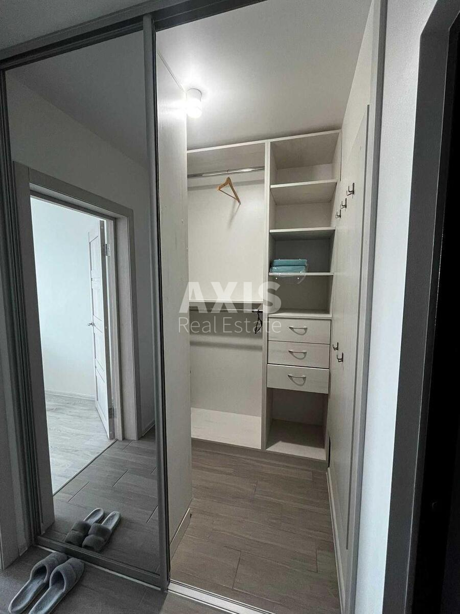 1k apartment vul. Myhajla Maksymovycha 7Б570935