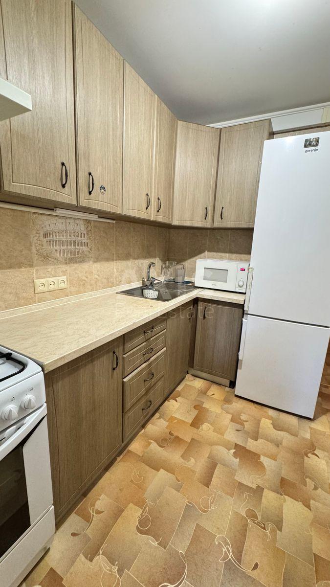 1k apartment uzv. Klovs'kyj 20