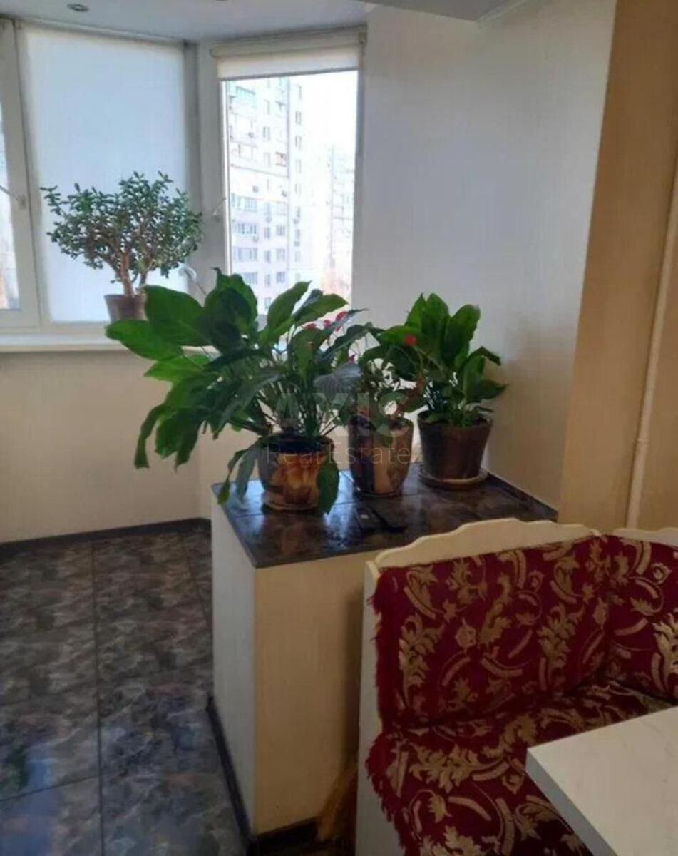 2k apartment pr-t Lesja Kurbasa 1Б638122