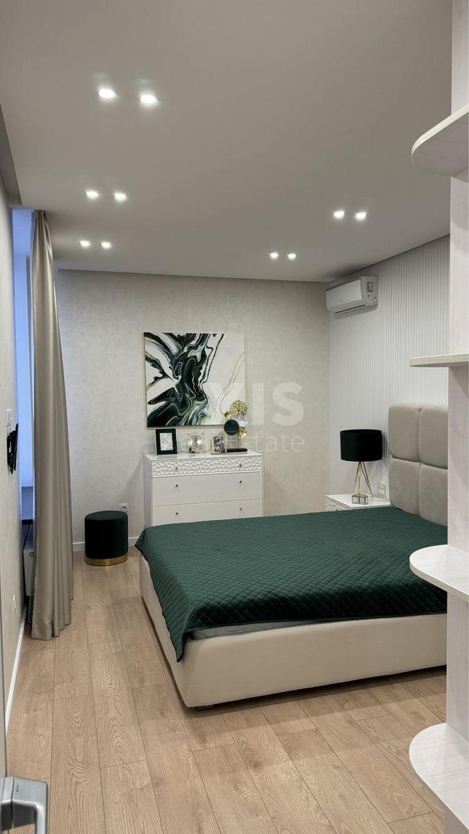 3k apartment nab. Dniprovs'ka 1813