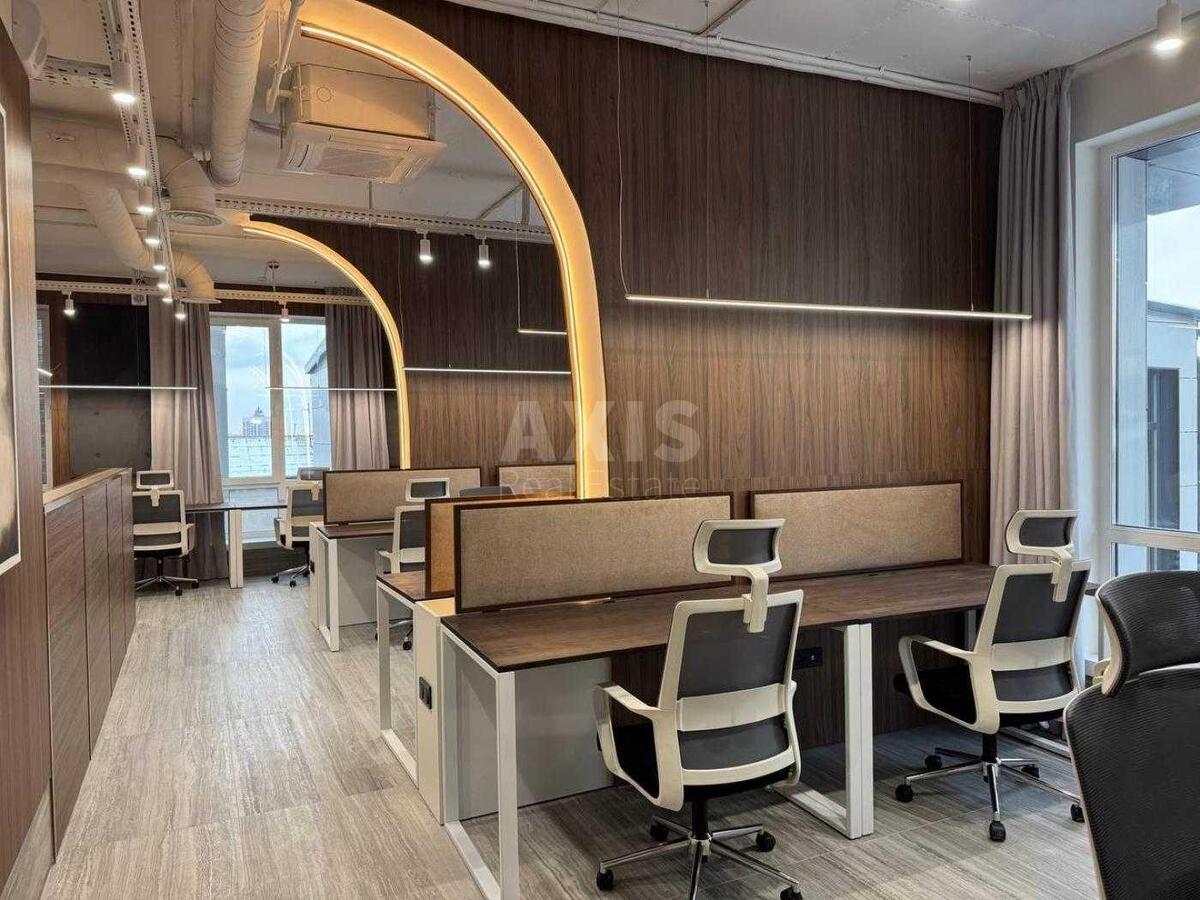 Office vul. Bul'varno-Kudrjavs'ka 15А, 180m20