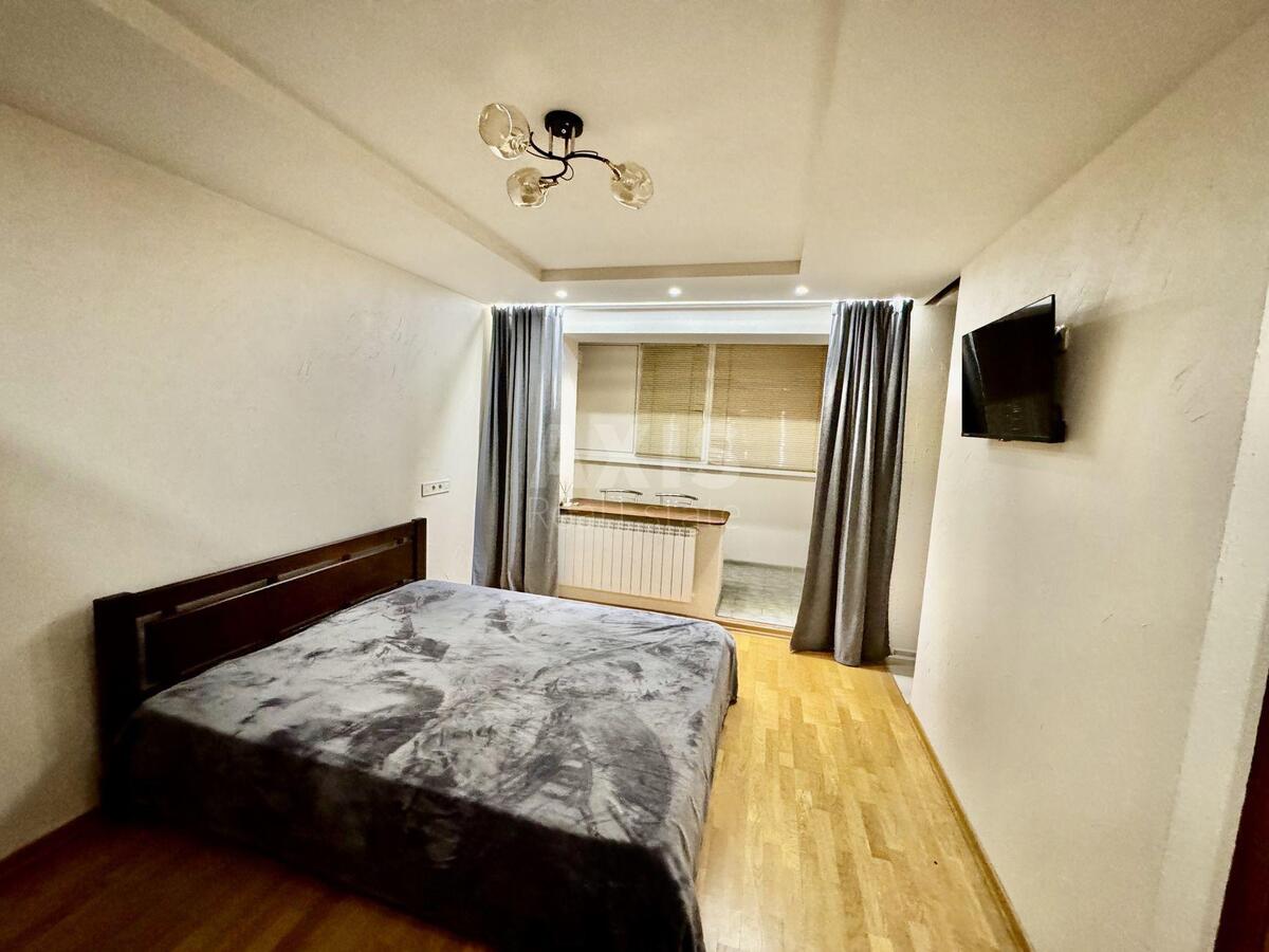 1k apartment uzv. Klovs'kyj 20614174