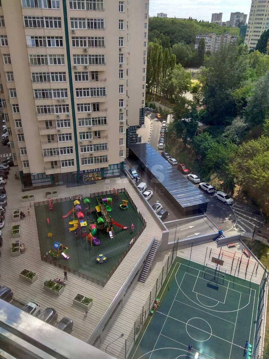 2k apartment vul. Lypkivs'kogo Vasylja Mytropolyta 37Г605736