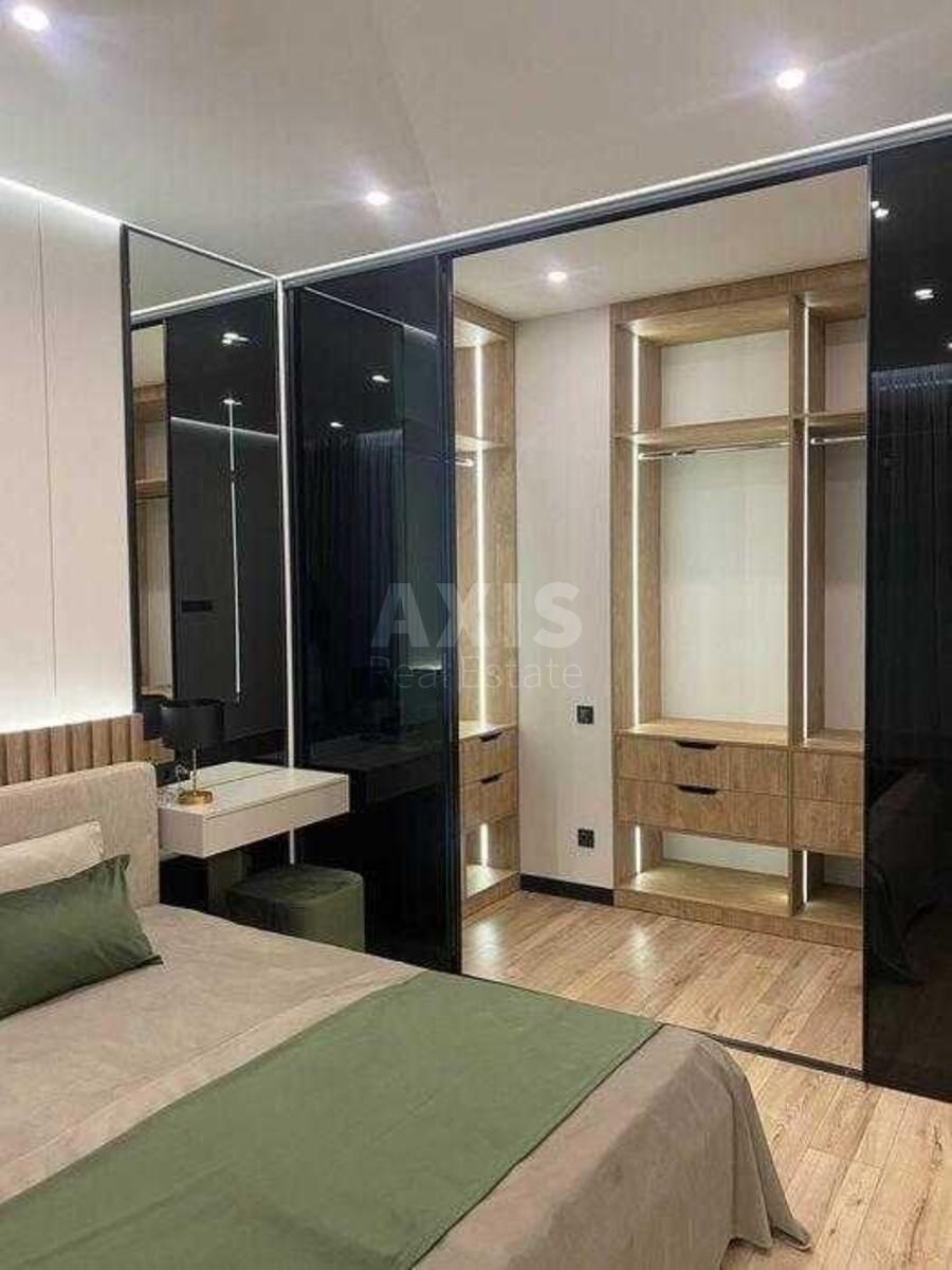 1k apartment vul. Barbjusa Anri 28А4