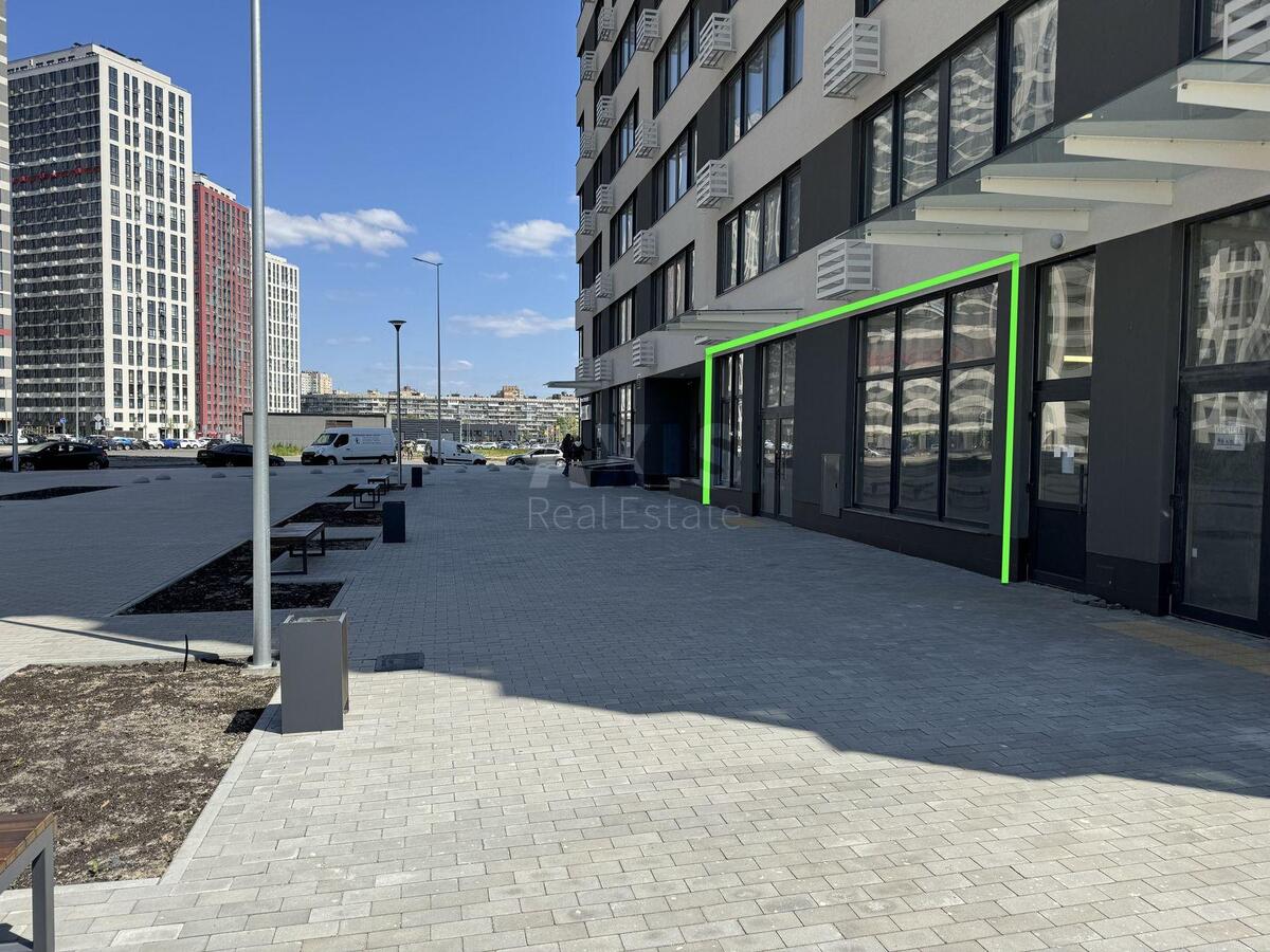 Trade object vul. Vsevoloda Zmijenka 34/21, 82m20