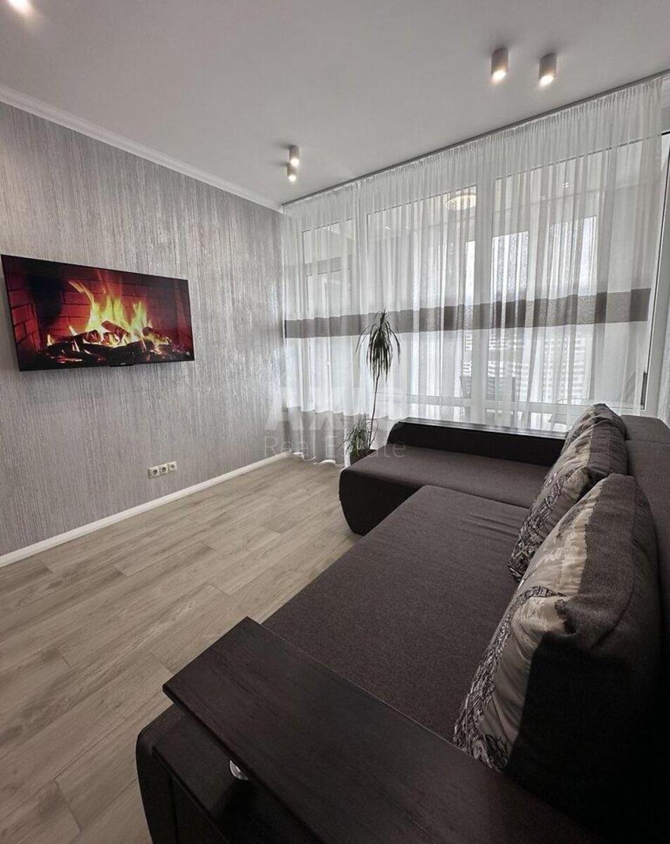 2k apartment vul. Oleksandra Olesja 10564392