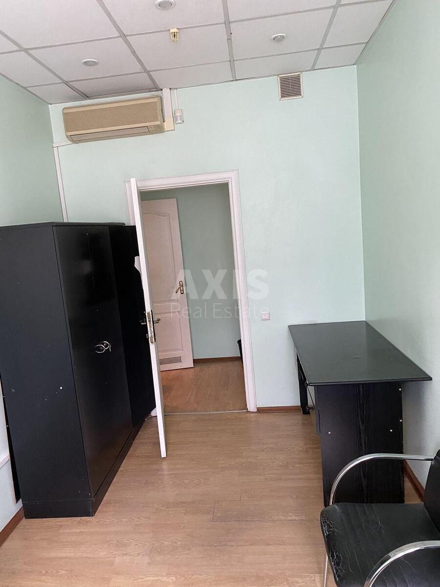 Office pr-t Lobanovs'kogo 119/2, 215m2611773