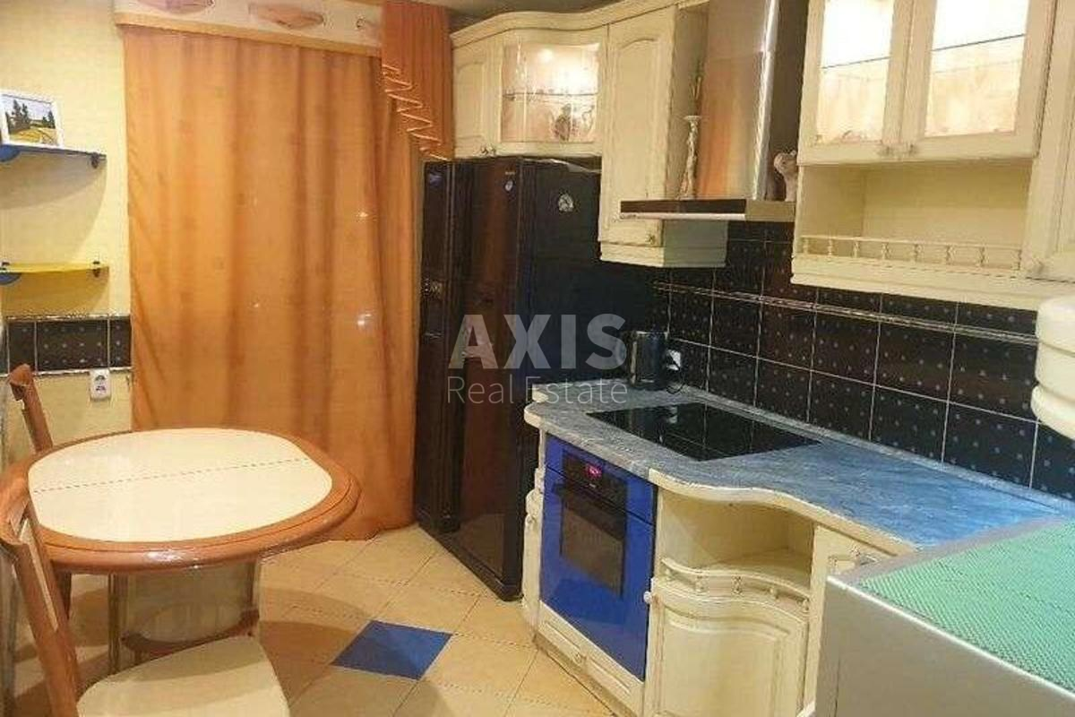 3k apartment pr-t Tychyny Pavla 20А