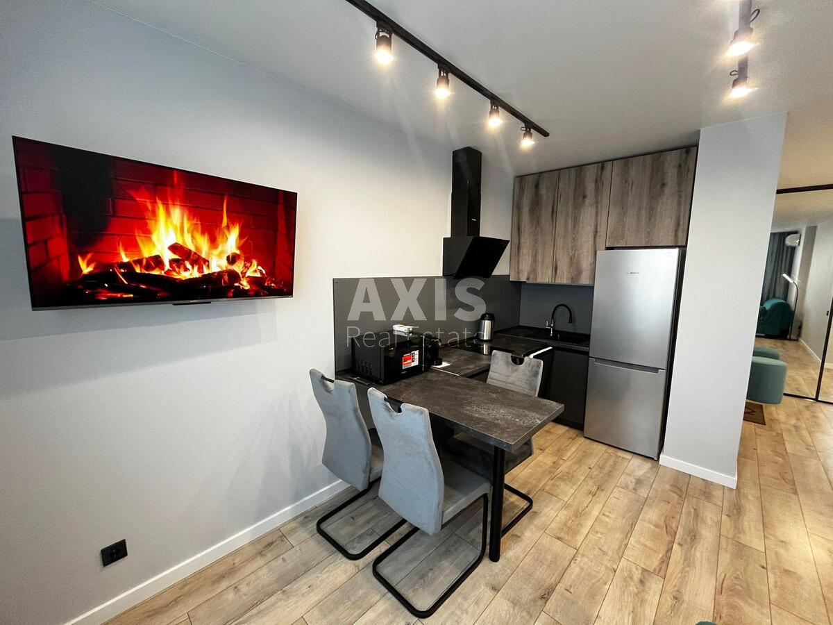 1k apartment vul. Dragomyrova Myhajla 20