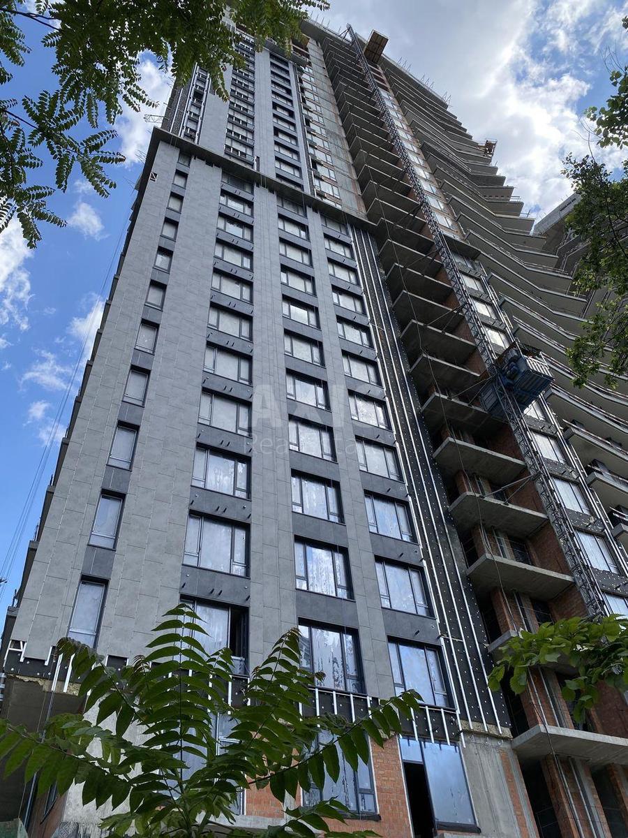 1k apartment vul. Jevgena Konoval'cja 190