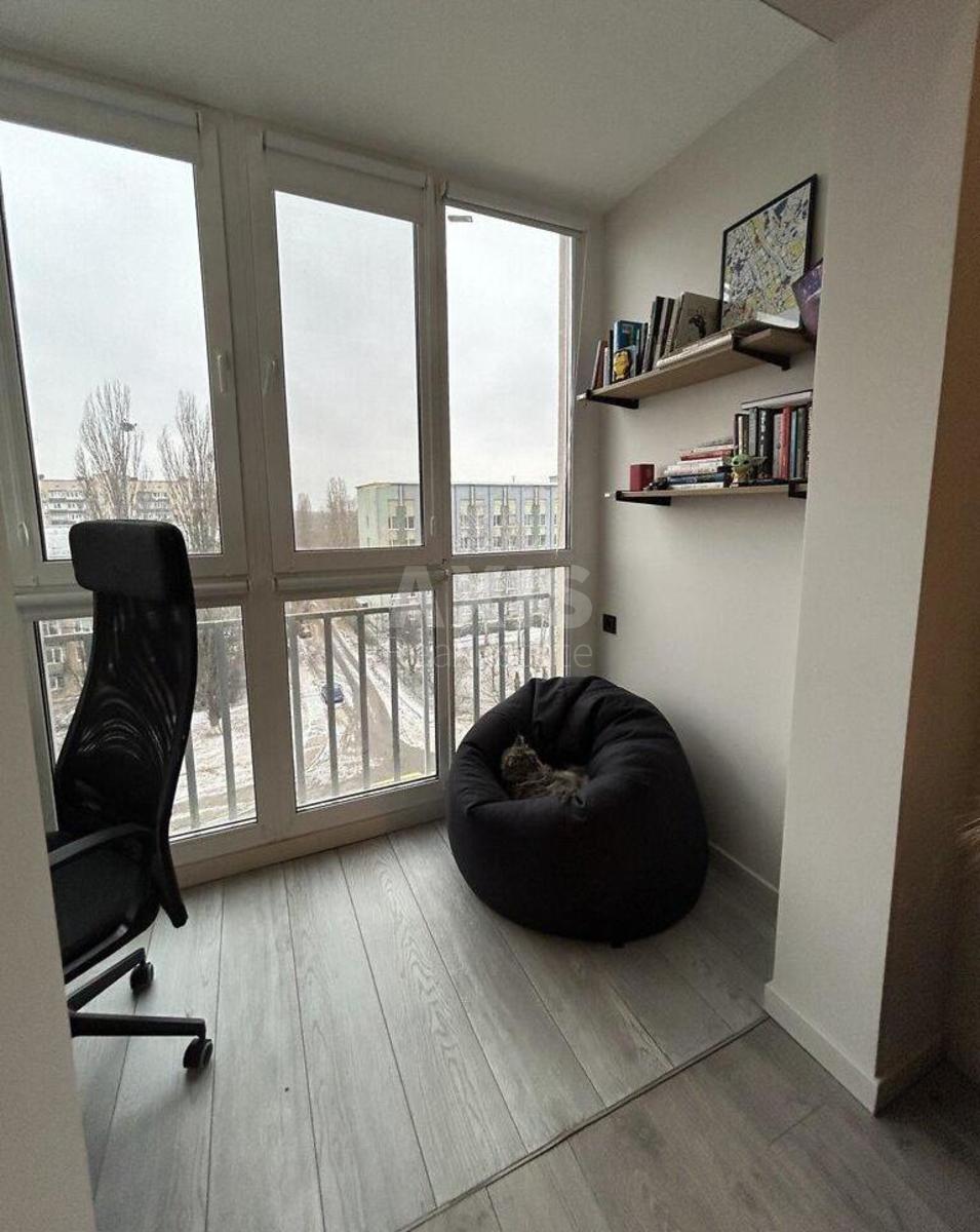 2k apartment vul. Metrologichna 1092