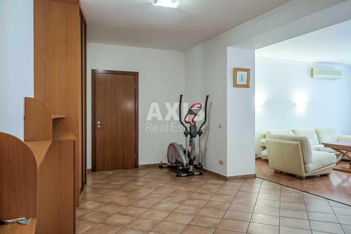 3k apartment vul. Dmytrivs'ka 454