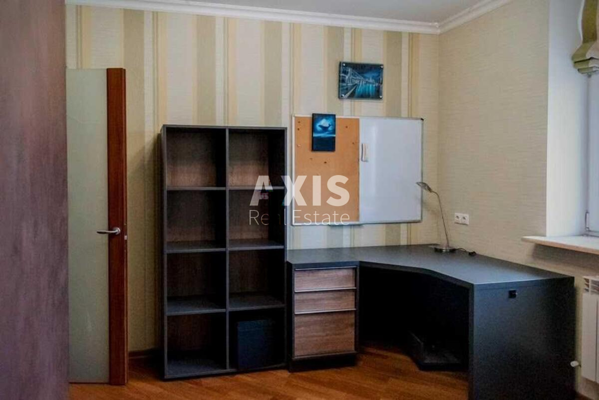 3k apartment vul. Petra Kalnyshevs'kogo 73