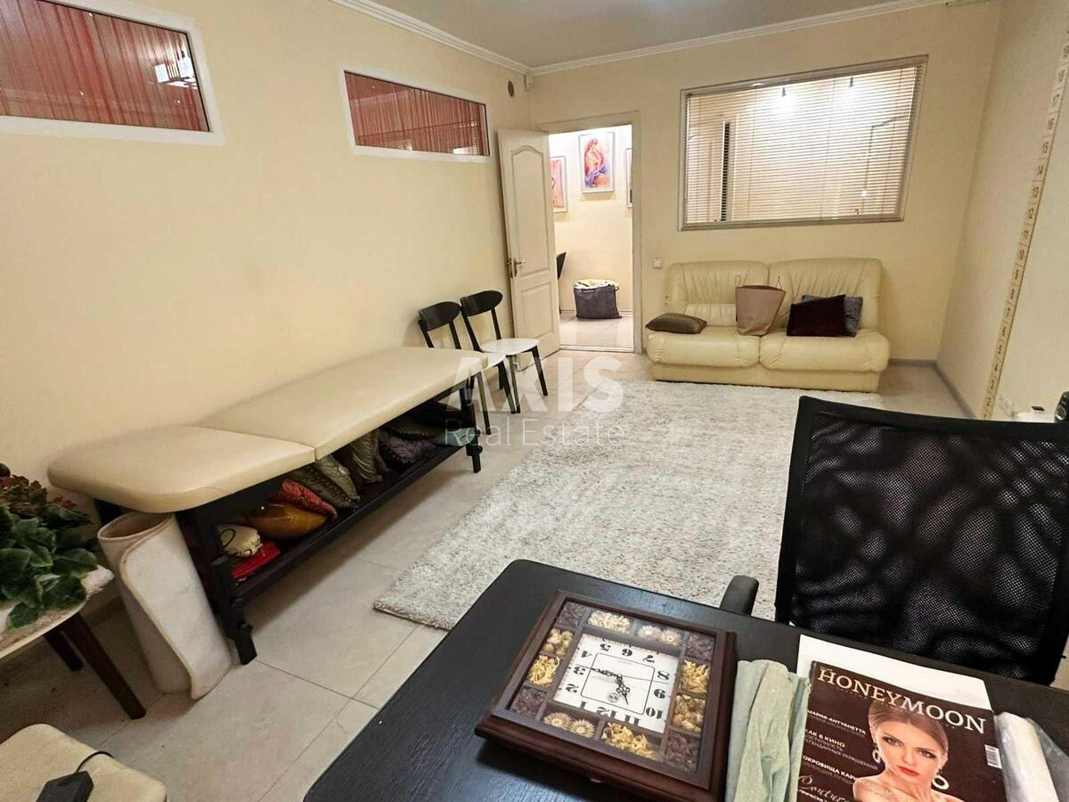 Офис бул. Верховного Совета 21А, 110м2602527