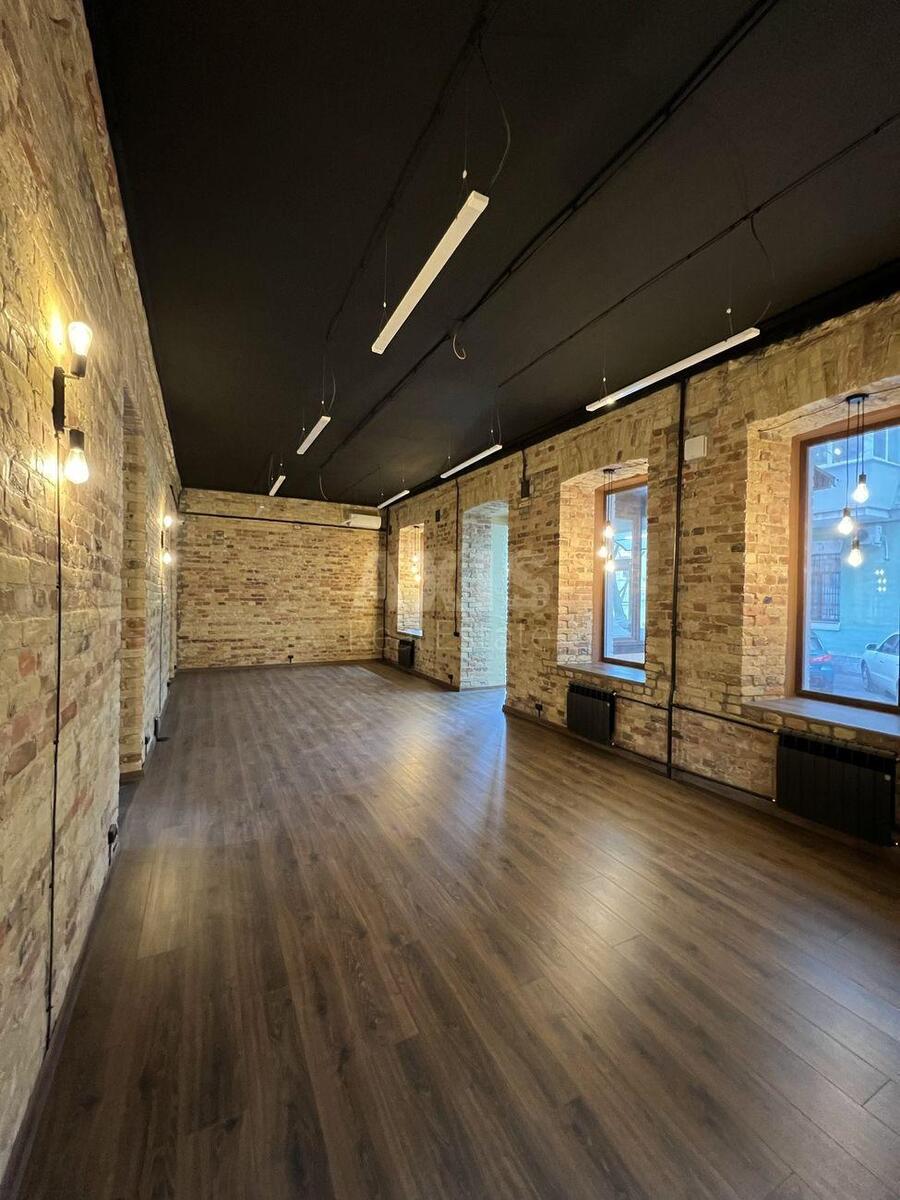 Office vul. Riznyc'ka 11, 120m2587670
