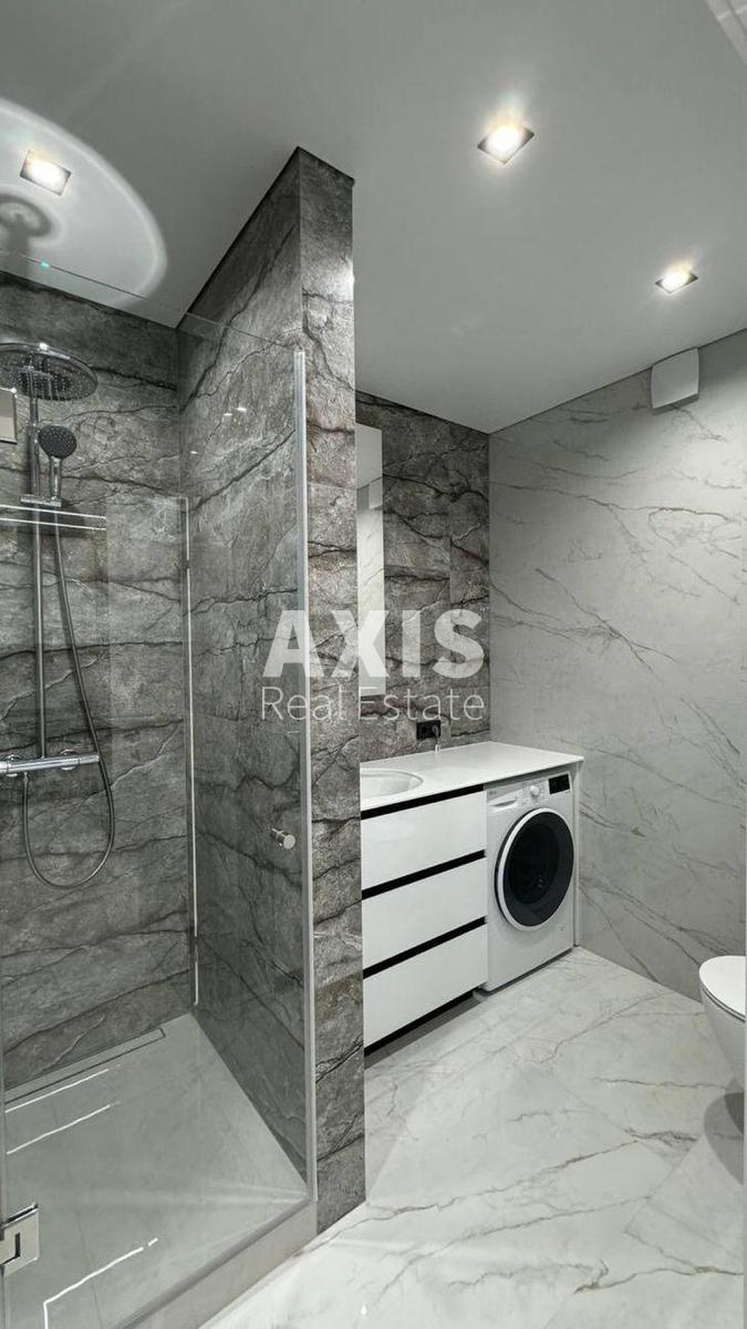 1k apartment vul. Pivnichno-Syrec'ka 10
