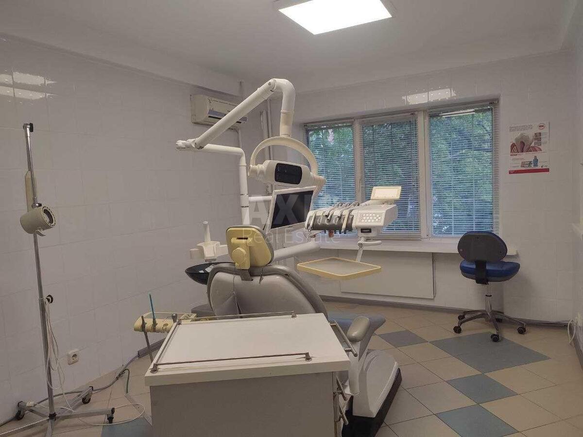 Office vul. Geroi'v Oborony 7, 90m2594493