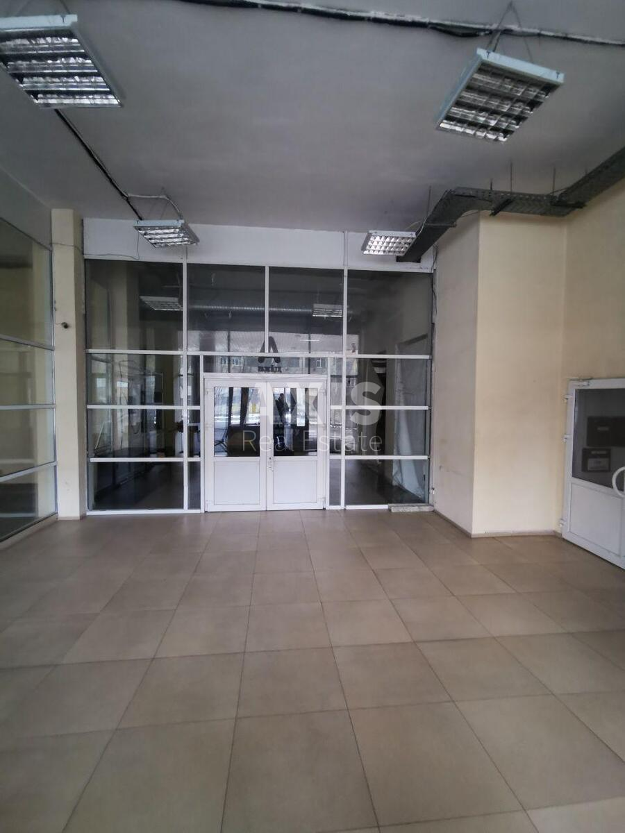 Office shose Harkivs'ke 19, 140m21