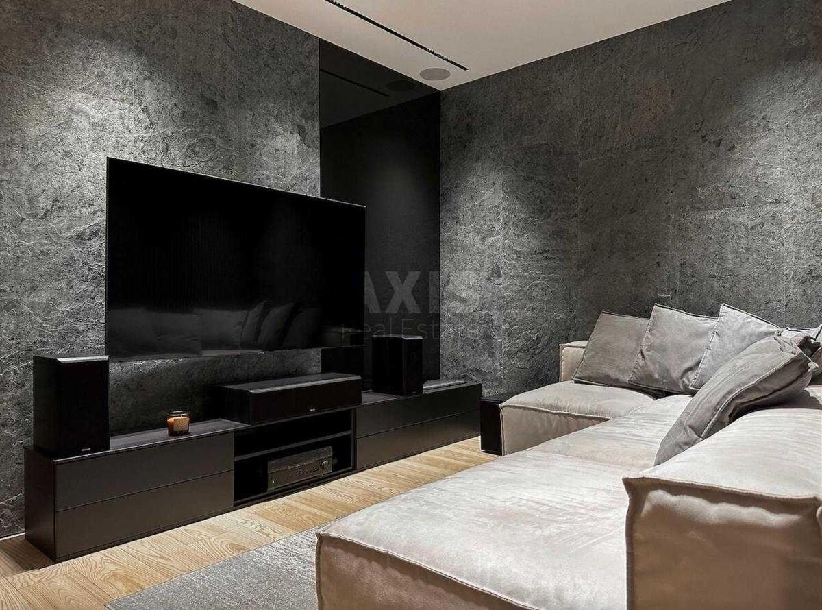 1k apartment vul. Antonovycha 44