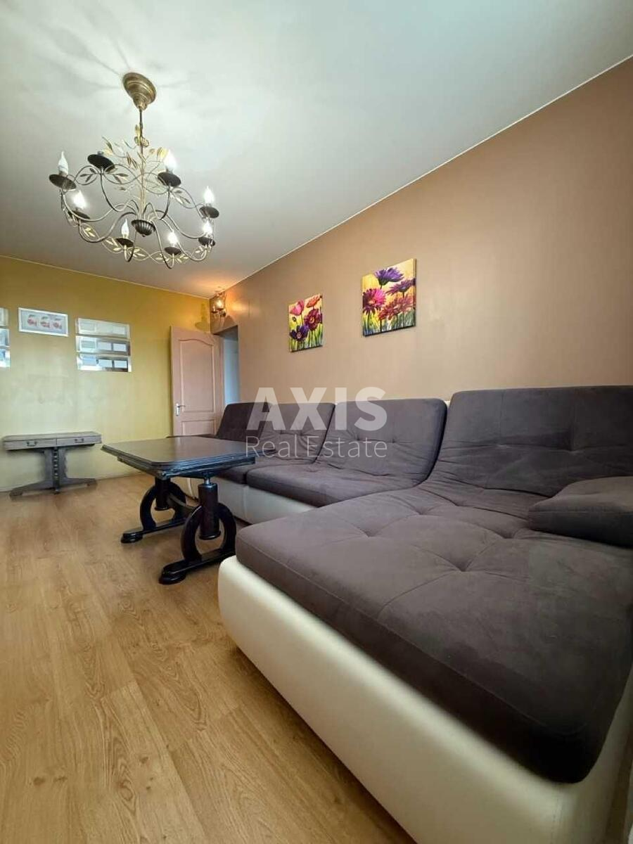 3k apartment vul. Kurs'ka 13А6267111