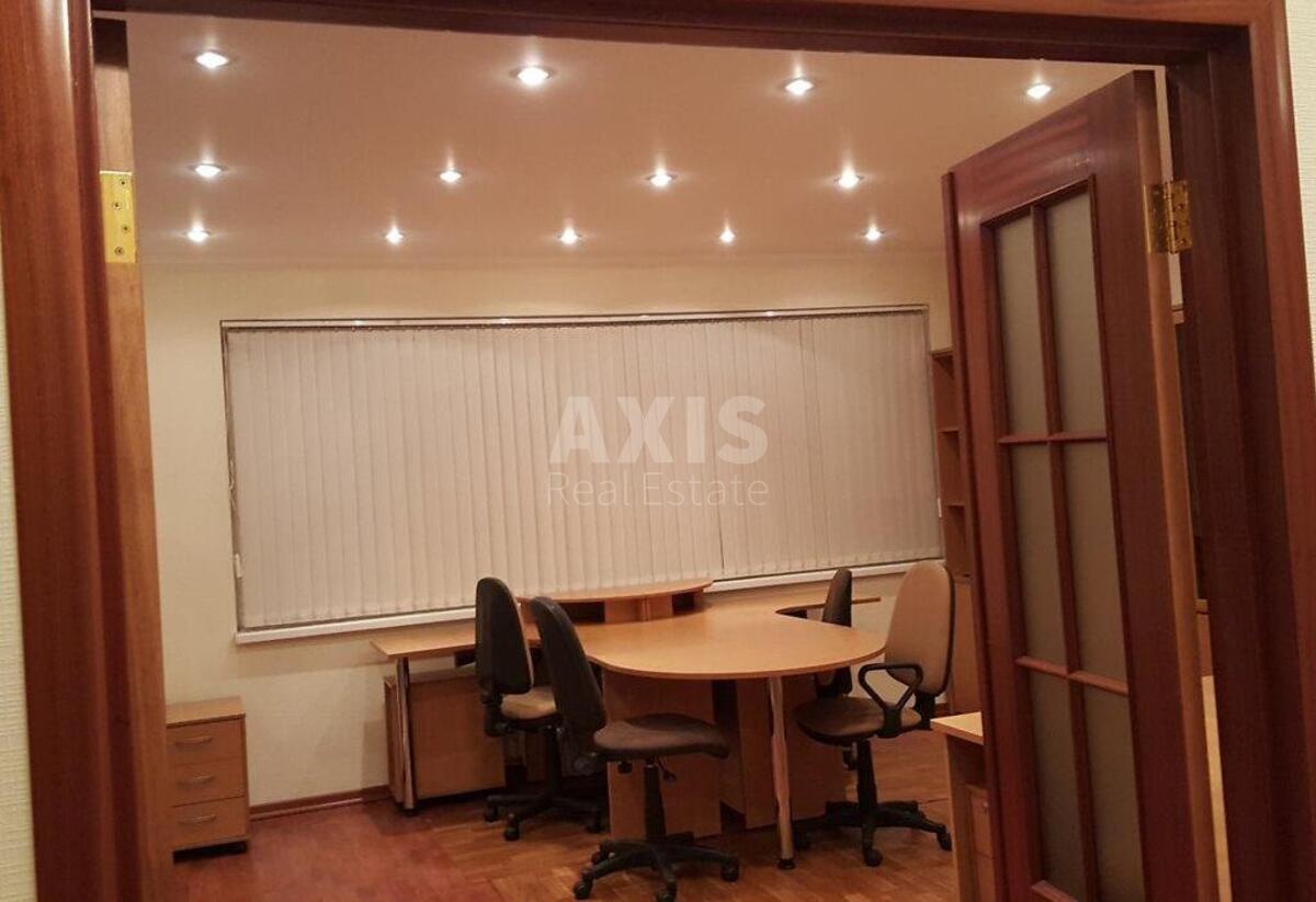 Office vul. Okipnoi' Rai'sy 10Б, 51m2
