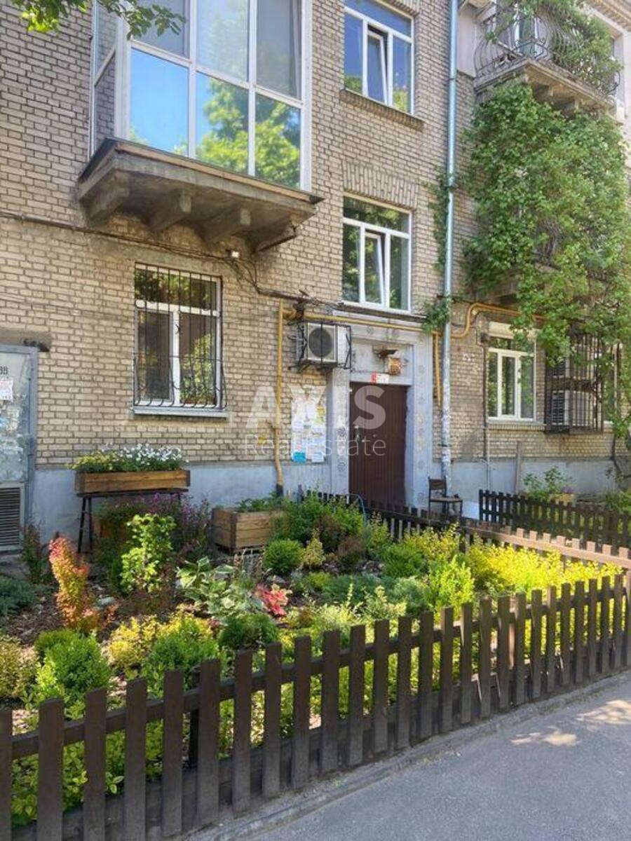 3к квартира ул. Вышгородская 507